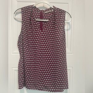 Women's Sleeveless Scallop Pattern Top - Purple